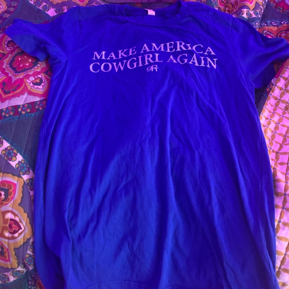 Make America cowgirl again tee shirt!